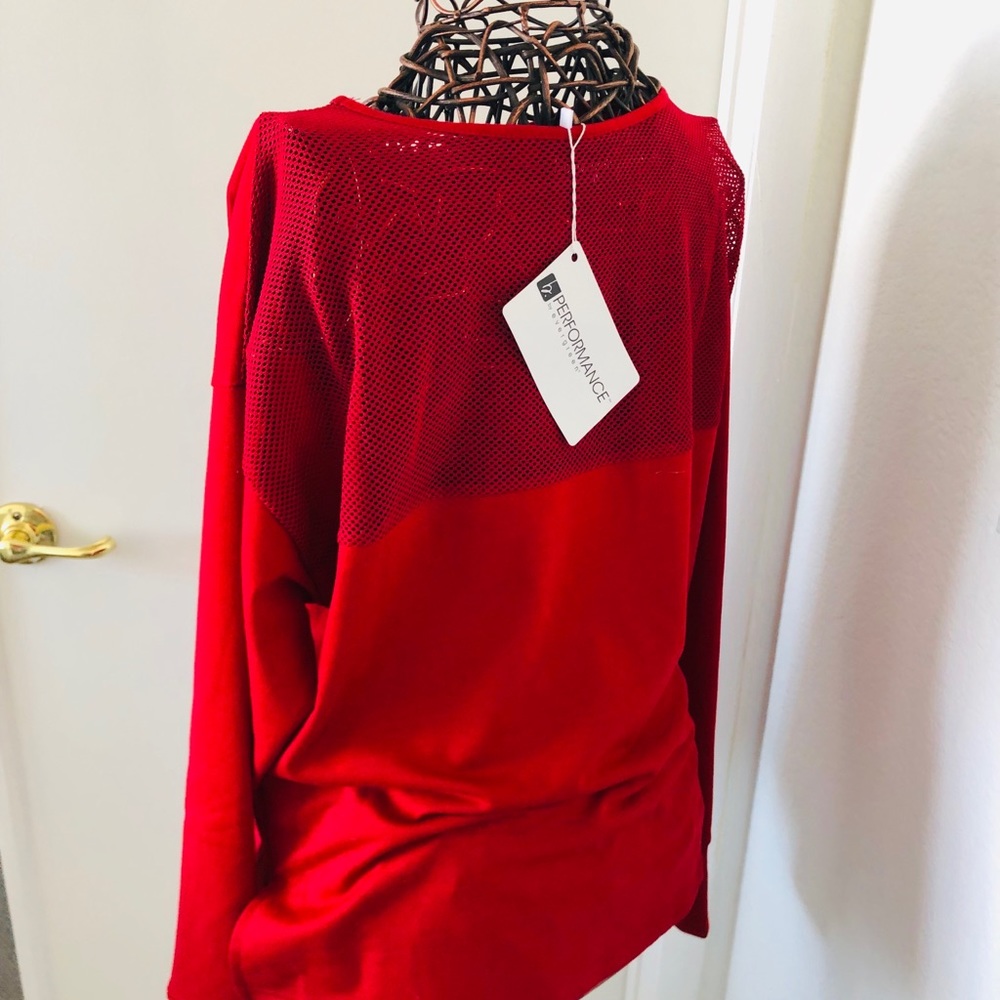 Performance sweatshirt medium NEW - Picture 4 of 4